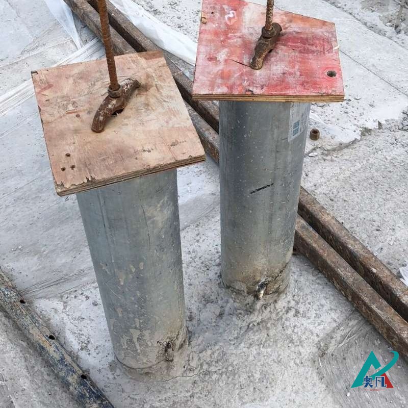 出屋面剛性防水套管，混泥土澆筑后效果.jpg